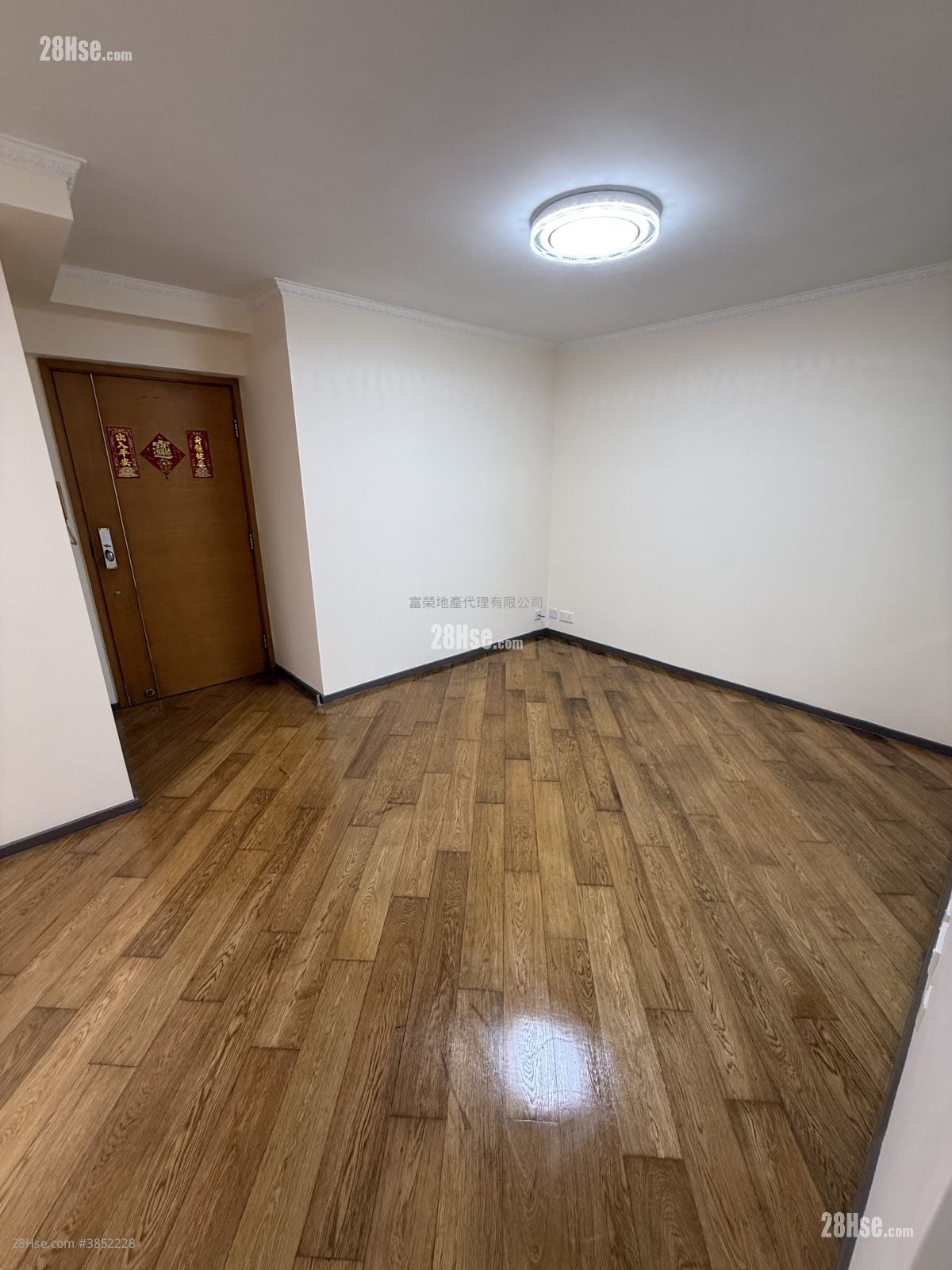 Harbour Place Rental 3 Bedrooms , 1 Bathroom 593 ft²