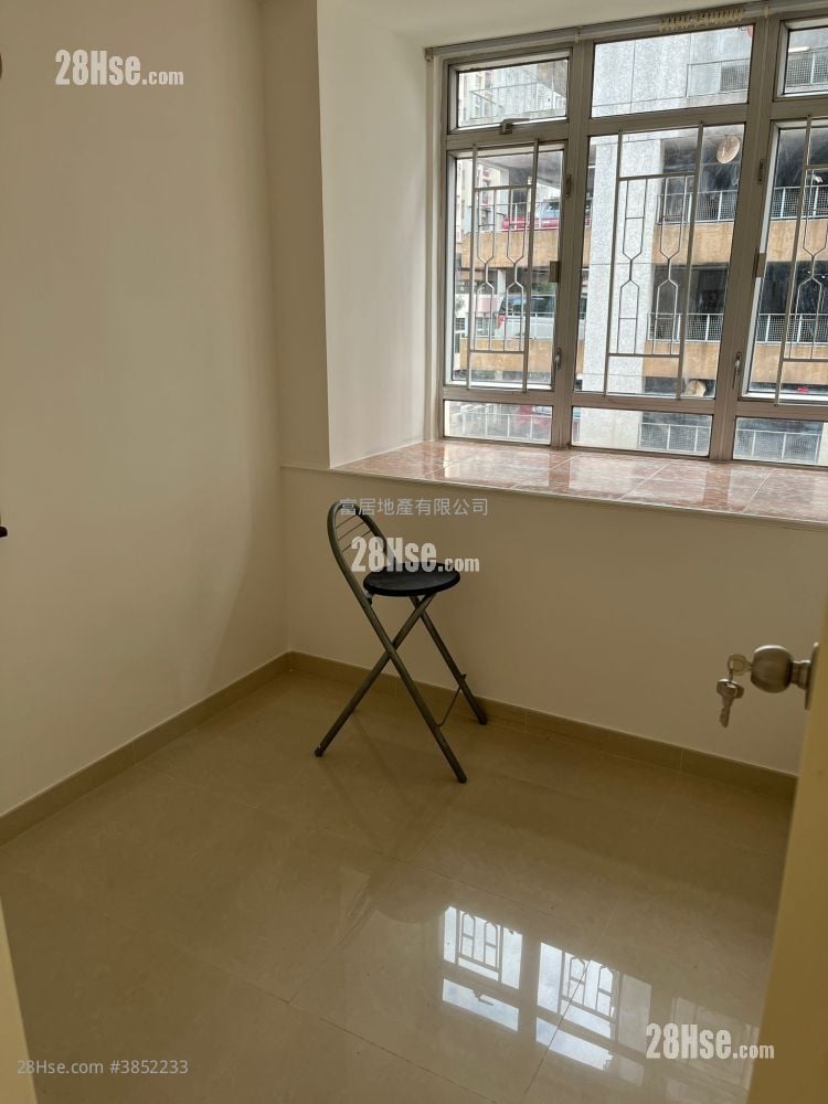 Cheung Fai Building Rental 1 Bedroom , 1 Bathroom 254 ft²