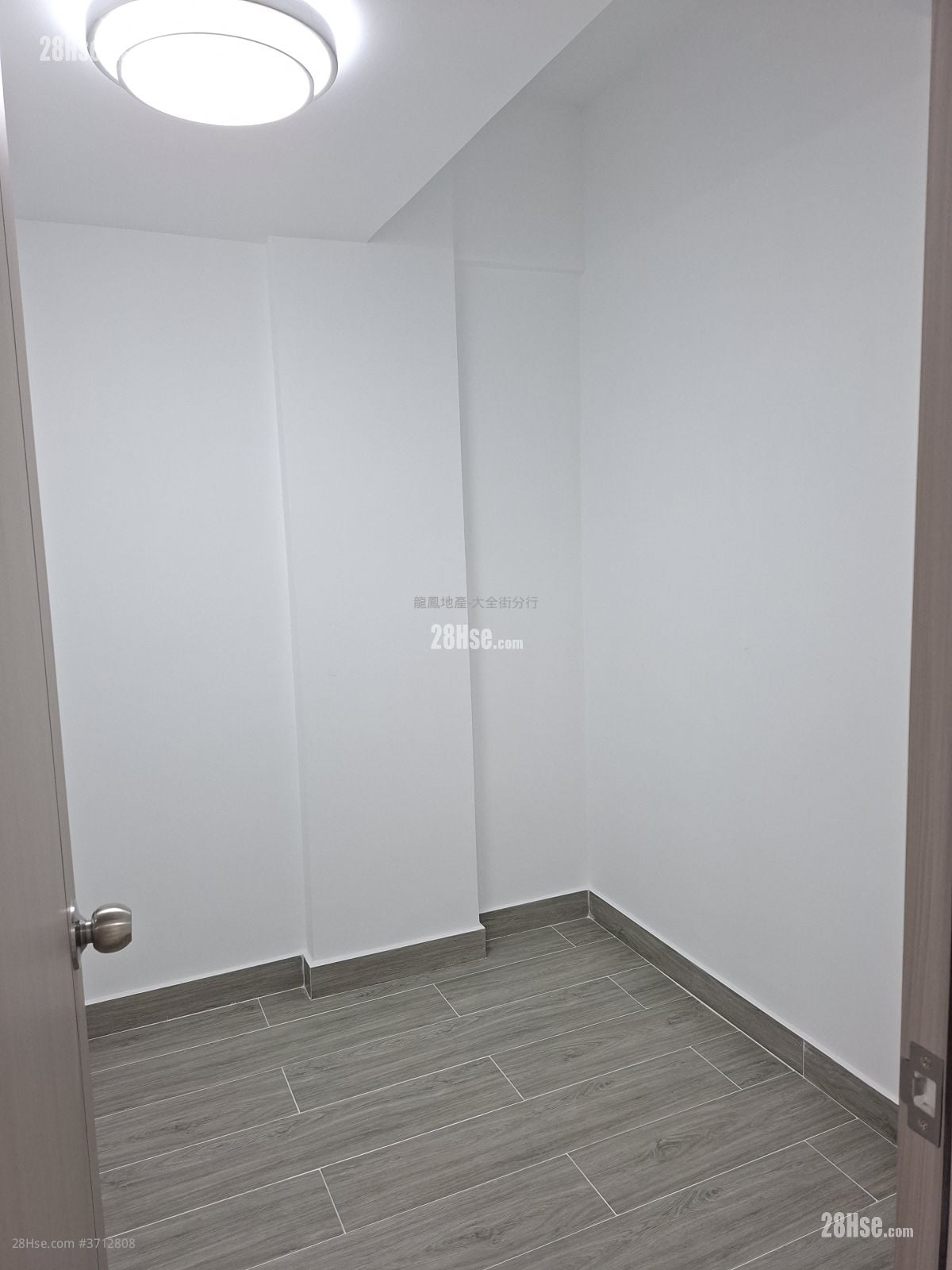 Peony House Sell 3 Bedrooms , 1 Bathroom 395 ft²