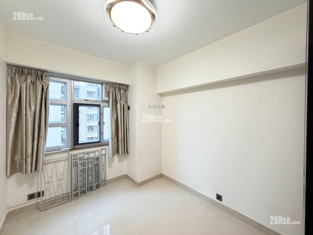 Mei Foo Sun Chuen Rental 2 Bedrooms , 1 Bathroom 464 ft²