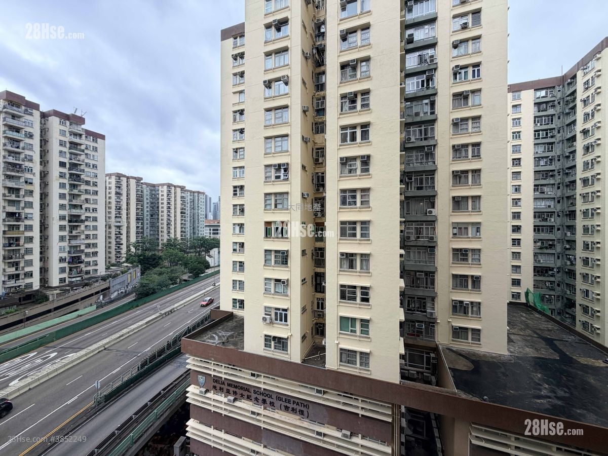 Mei Foo Sun Chuen Rental 2 Bedrooms , 1 Bathroom 464 ft²