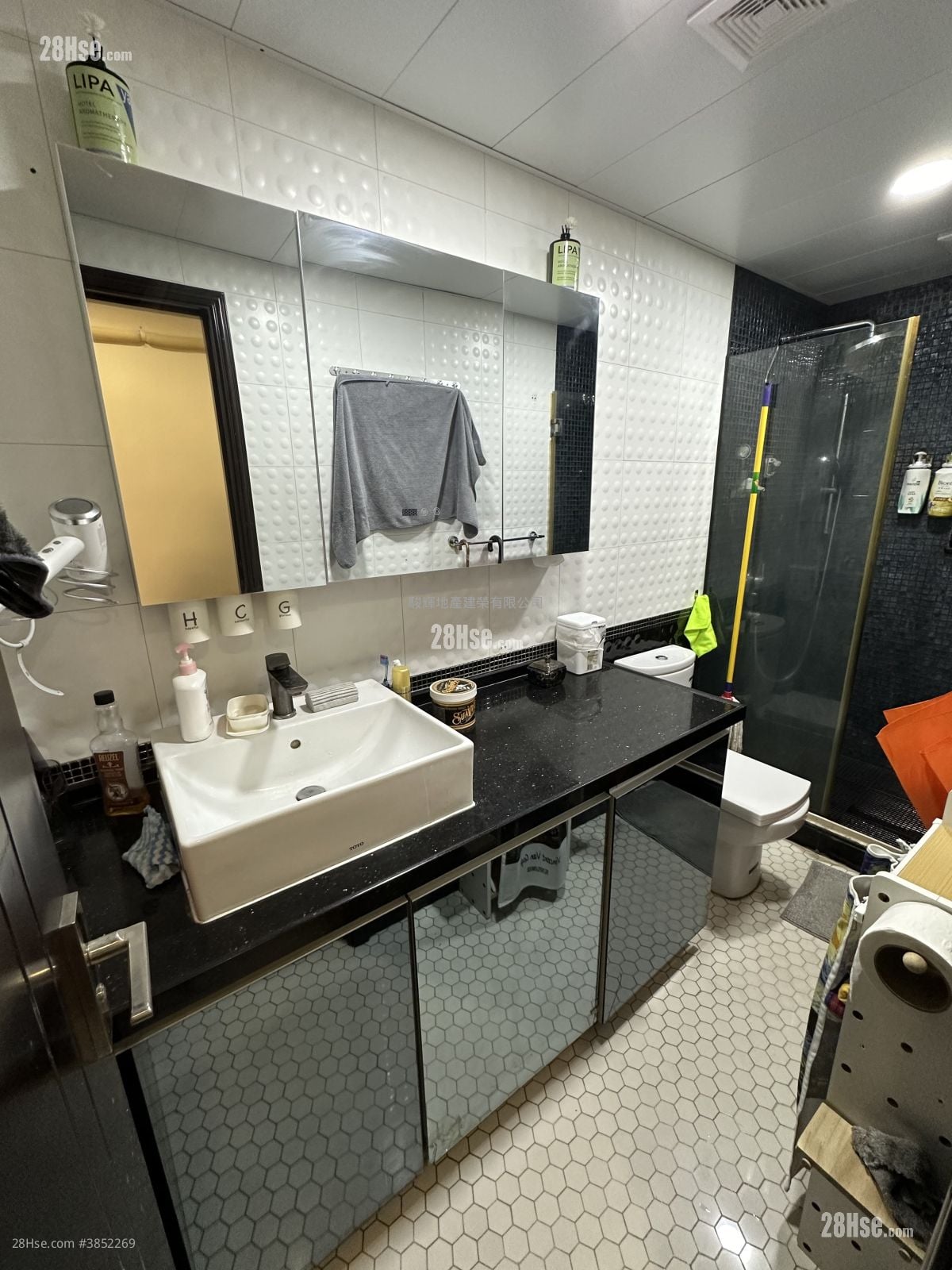 6 Cedar Street Sell 1 Bedroom , 1 Bathroom 480 ft²