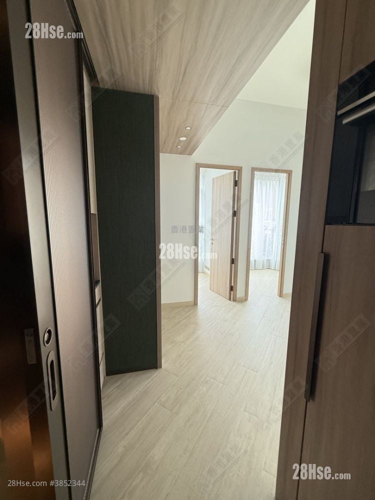 Gateway Square Mile Sell 2 Bedrooms , 1 Bathroom 353 ft²