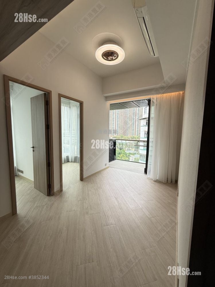 Gateway Square Mile Sell 2 Bedrooms , 1 Bathroom 353 ft²