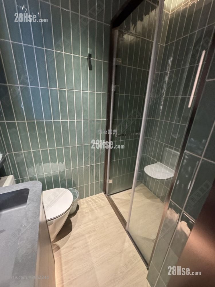 Gateway Square Mile Sell 2 Bedrooms , 1 Bathroom 353 ft²