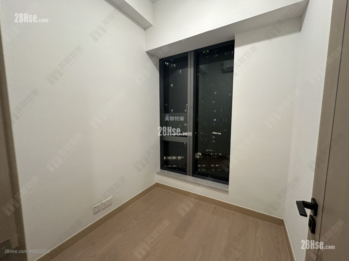 Park Seasons Sell 2 Bedrooms 436 ft²