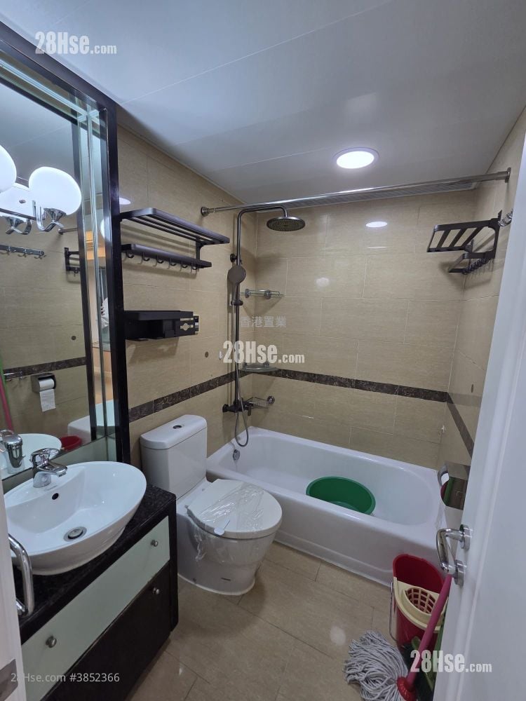 The Pacifica Rental 3 Bedrooms , 2 Bathrooms 1,053 ft²