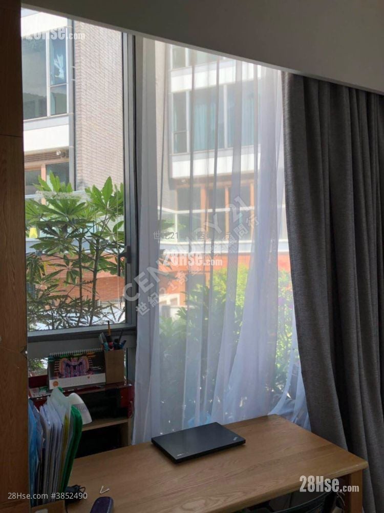 Mount Pavilia Sell 3 Bedrooms , 2 Bathrooms 1,009 ft²