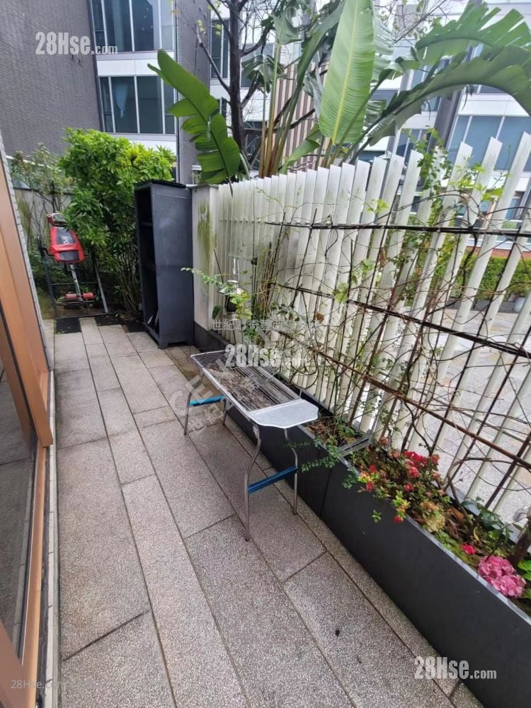 Mount Pavilia Sell 3 Bedrooms , 2 Bathrooms 1,009 ft²