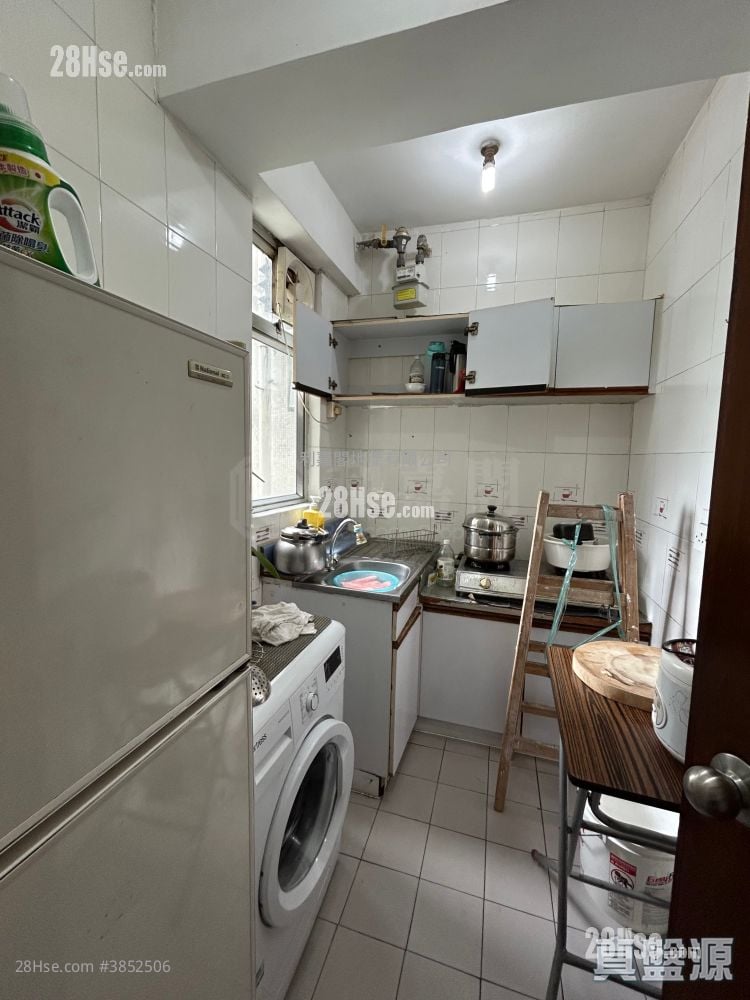 Fanling Centre Rental 2 Bedrooms , 1 Bathroom 368 ft²