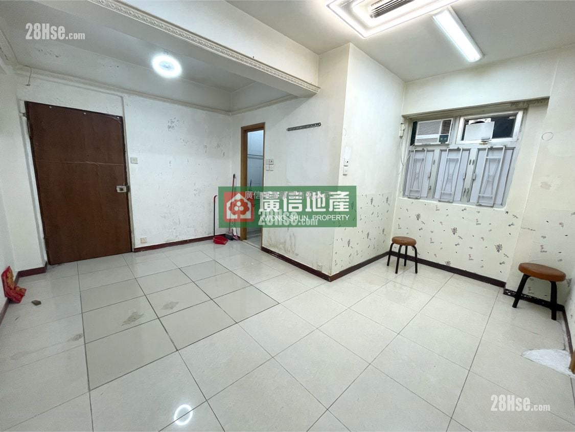 钻石楼 售盘 2 房 , 1 浴室 360 平方尺