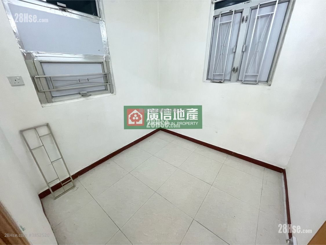 钻石楼 售盘 2 房 , 1 浴室 360 平方尺