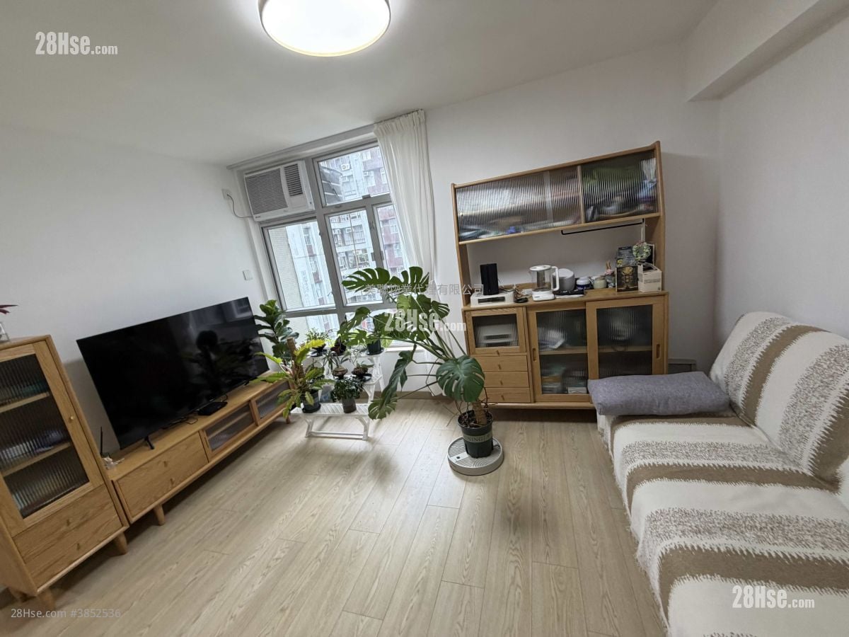 Taikoo Shing Sell 2 Bedrooms , 1 Bathroom 580 ft²