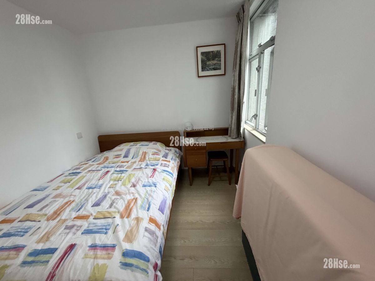 Taikoo Shing Sell 2 Bedrooms , 1 Bathroom 580 ft²