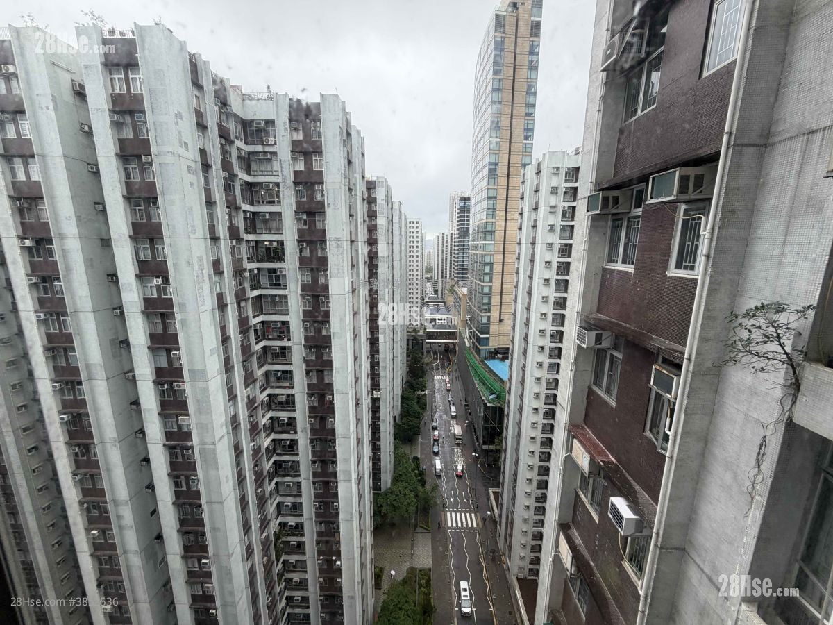 Taikoo Shing Sell 2 Bedrooms , 1 Bathroom 580 ft²