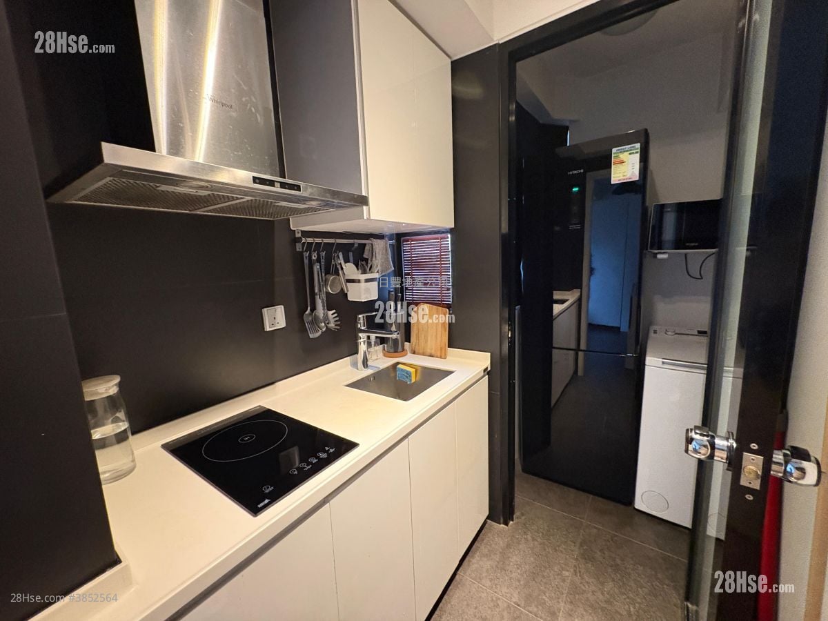 Comfort Court Sell 236 ft²