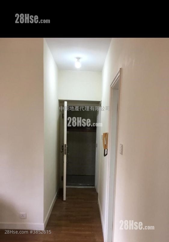 Tai Po Centre Sell 2 Bedrooms 361 ft²