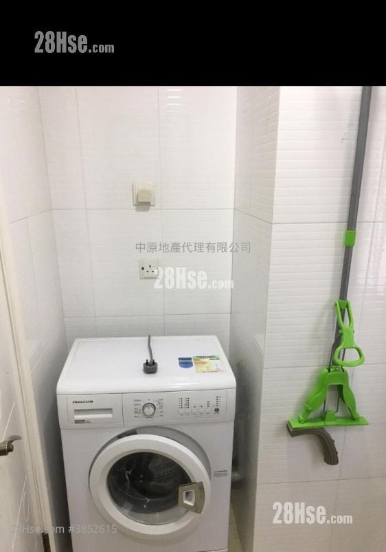 Tai Po Centre Sell 2 Bedrooms 361 ft²