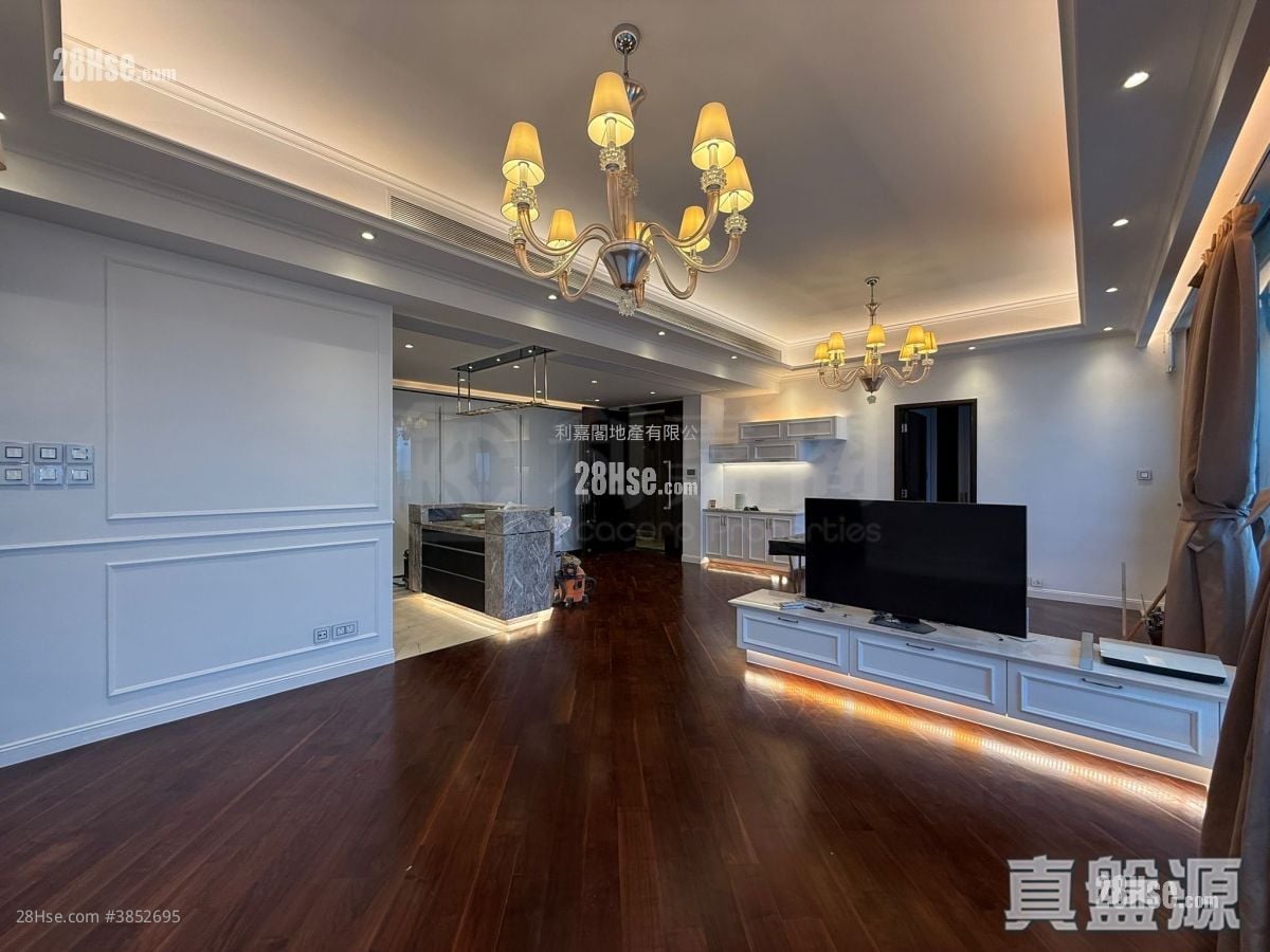 Ultima Rental 3 Bedrooms , 3 Bathrooms 1,738 ft²