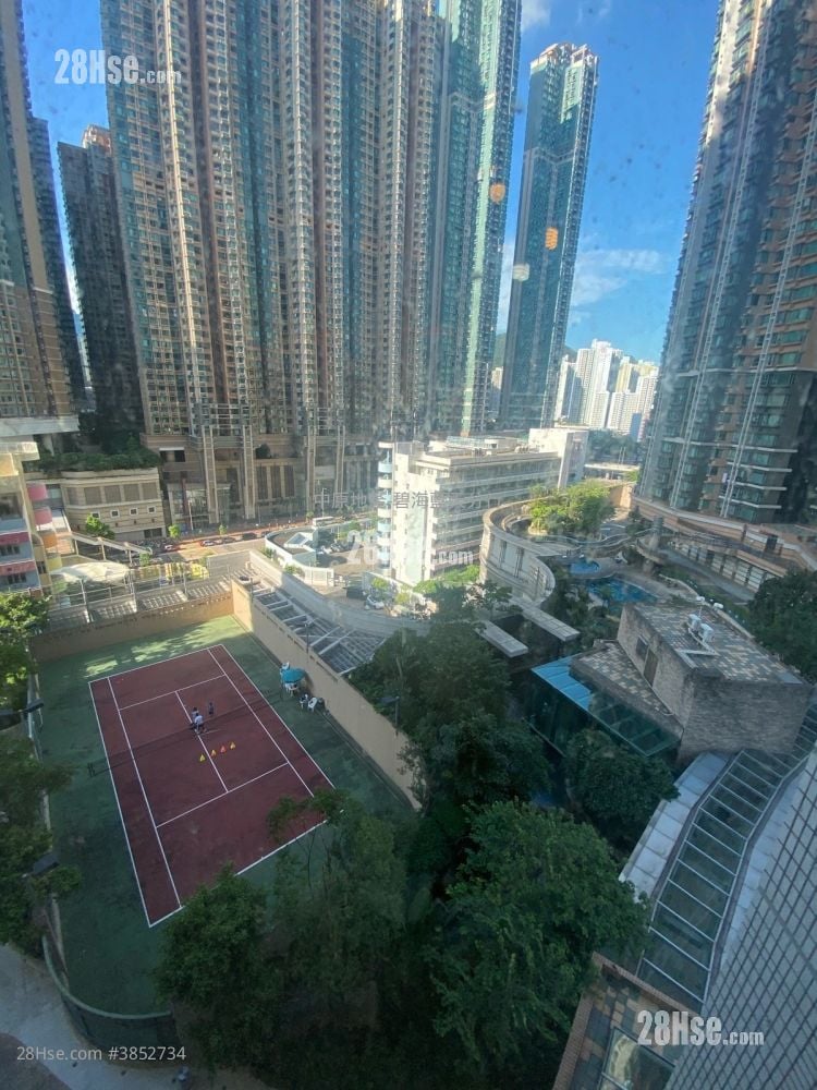 Aquamarine Sell 2 Bedrooms 494 ft²