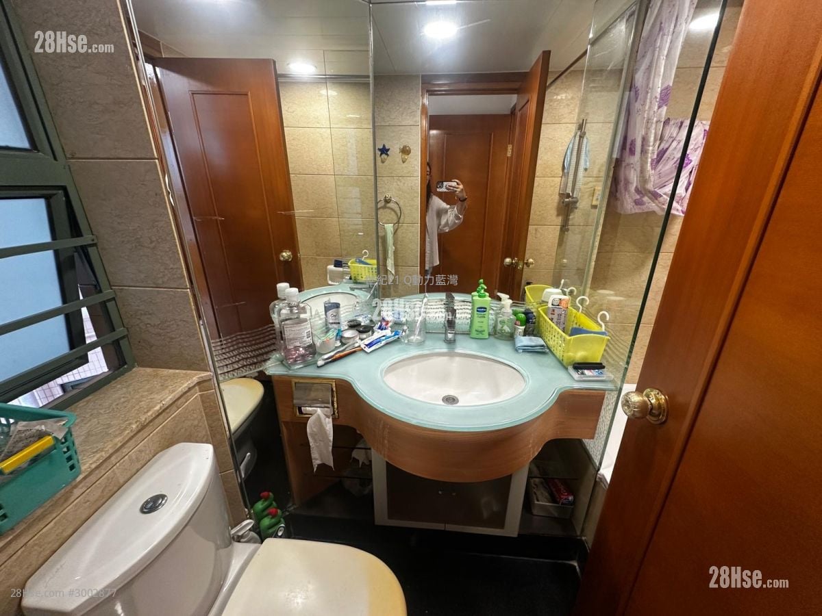 Island Resort Sell 3 Bedrooms , 2 Bathrooms 605 ft²