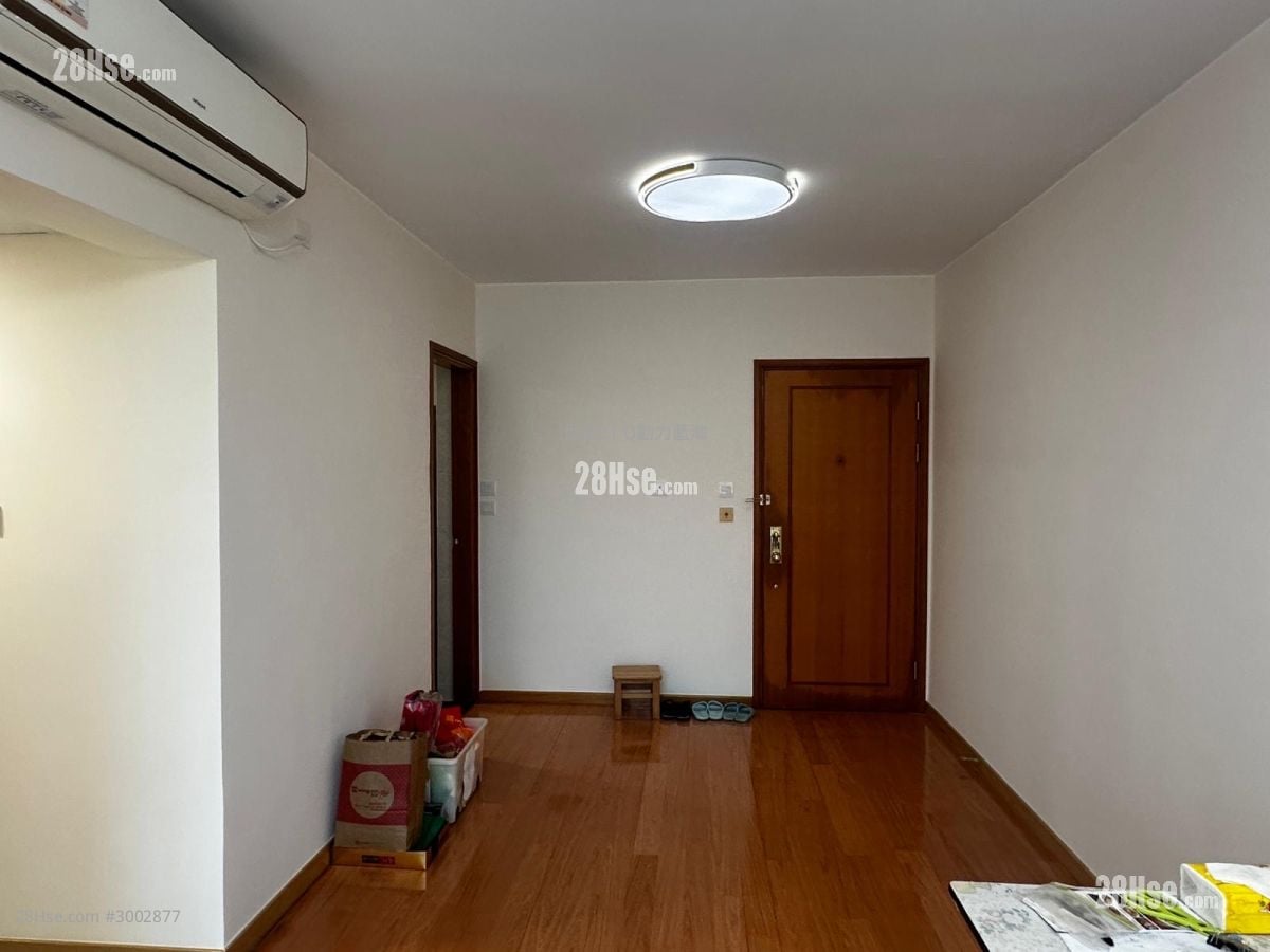 Island Resort Sell 3 Bedrooms , 2 Bathrooms 605 ft²