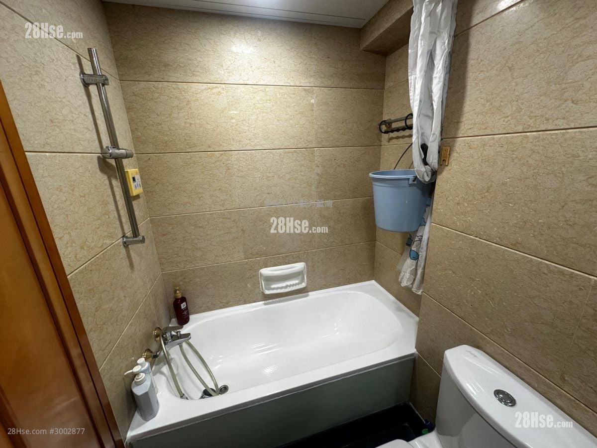Island Resort Sell 3 Bedrooms , 2 Bathrooms 605 ft²