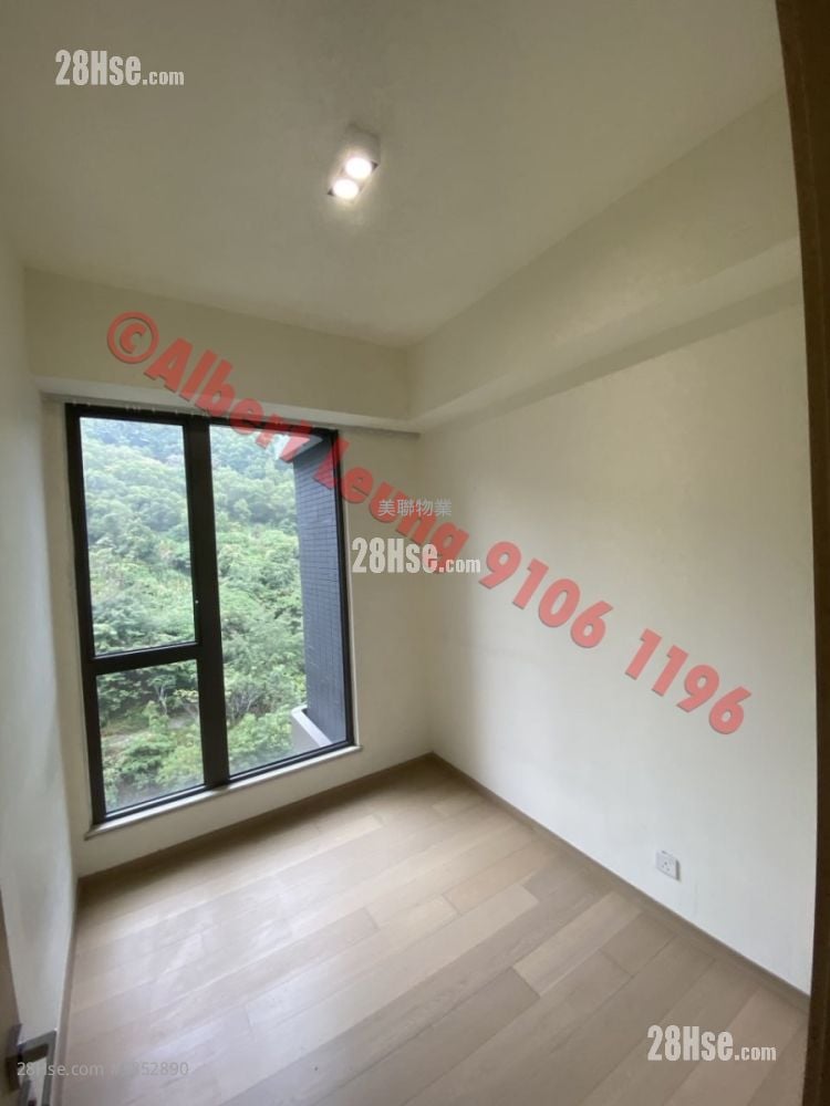 Dragons Range Sell 3 Bedrooms , 2 Bathrooms 951 ft²