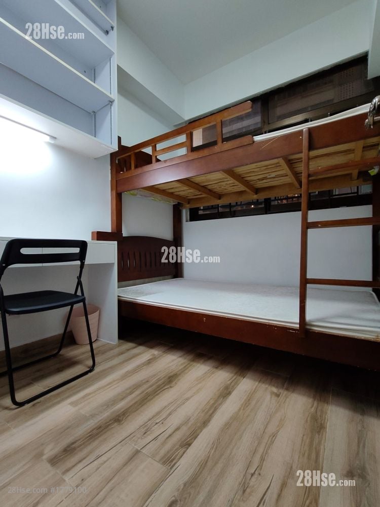 Kong Tak Building Rental 2 Bedrooms , 1 Bathroom 370 ft²