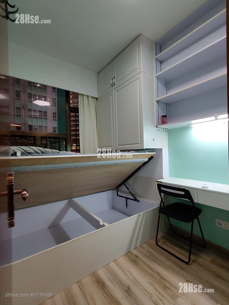 Kong Tak Building Rental 2 Bedrooms , 1 Bathroom 370 ft²