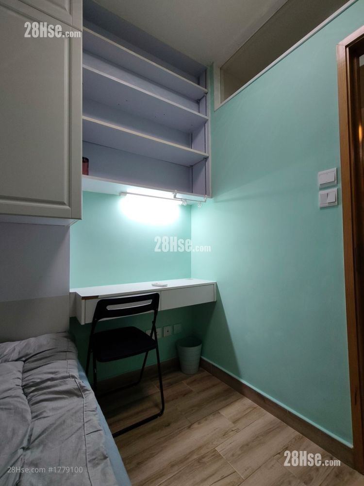Kong Tak Building Rental 2 Bedrooms , 1 Bathroom 370 ft²