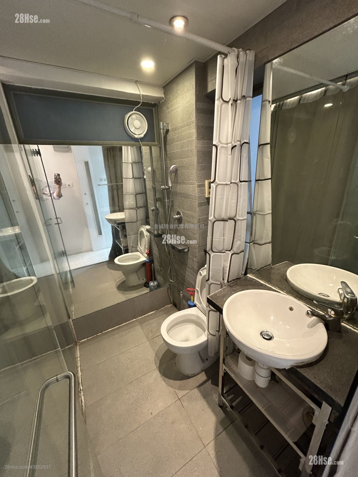 Urbana 38 Rental Studio , 1 Bathroom 216 ft²