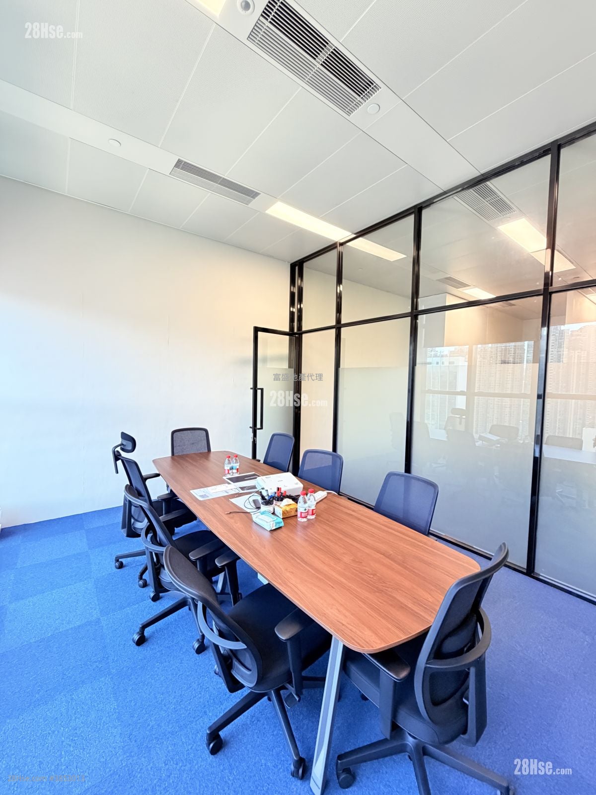Orient International Tower Rental