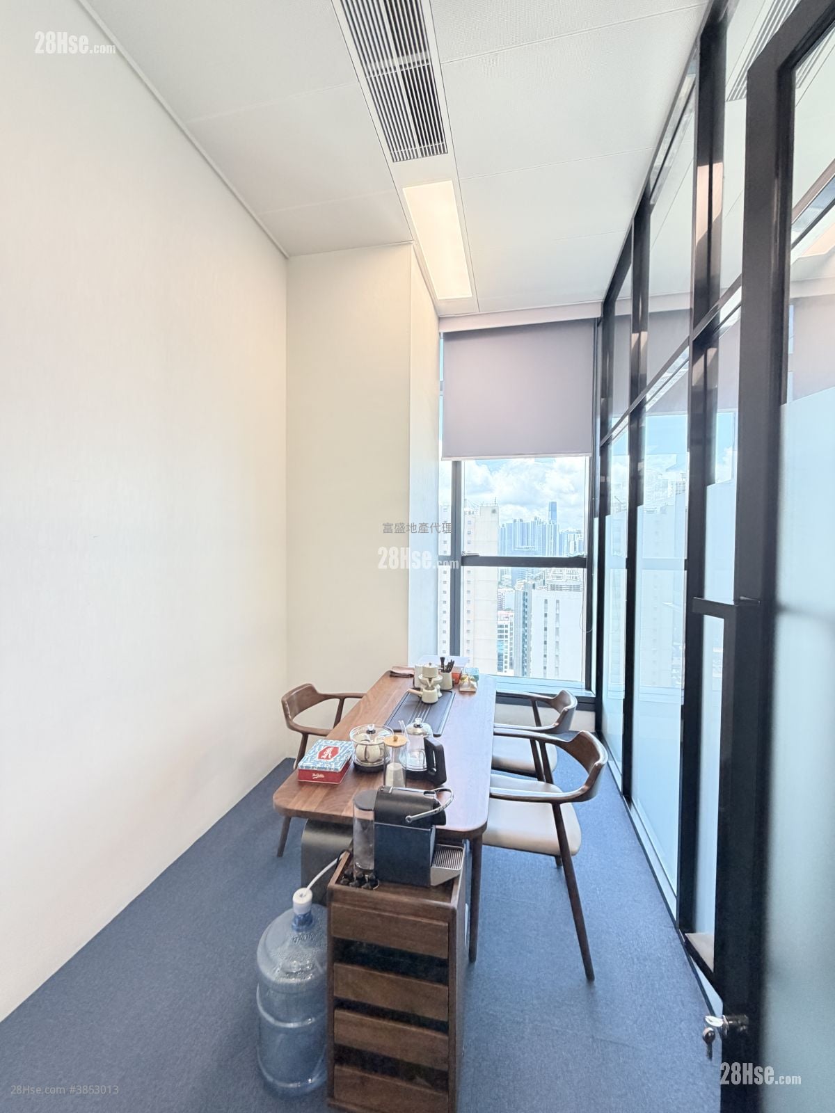 Orient International Tower Rental