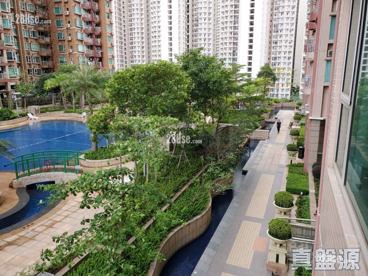 Central Park Towers Rental 2 Bedrooms 510 ft²