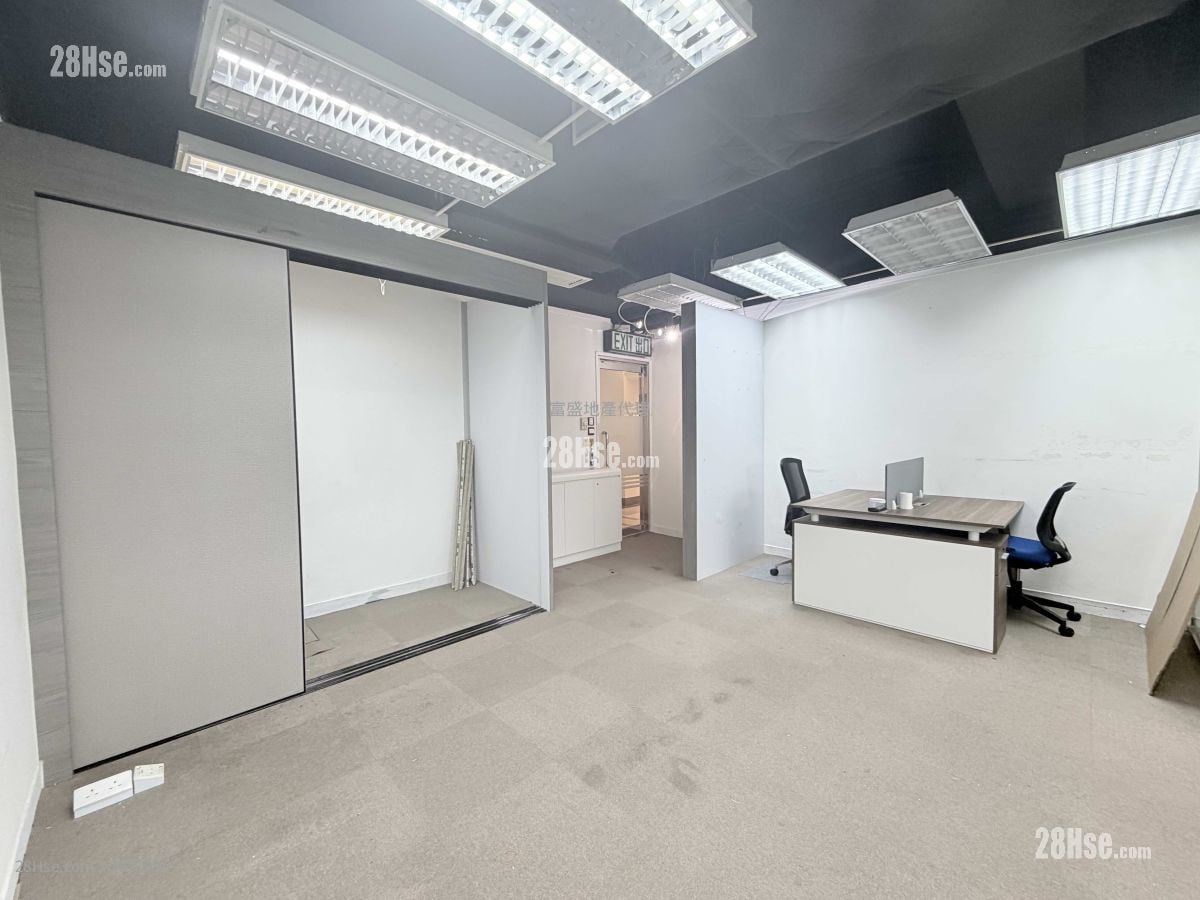 Comweb Plaza Rental