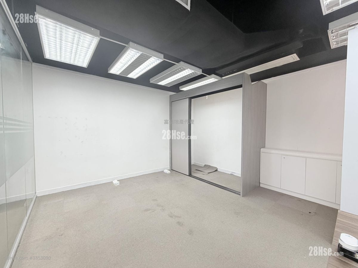 Comweb Plaza Rental
