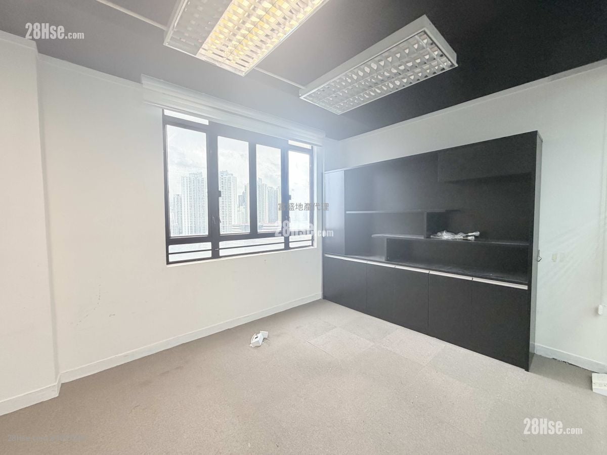 Comweb Plaza Rental