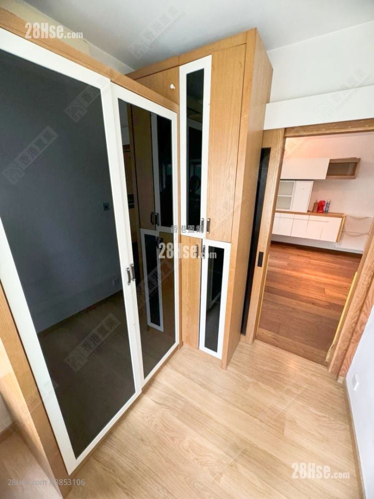 Park Island Sell 2 Bedrooms , 1 Bathroom 575 ft²