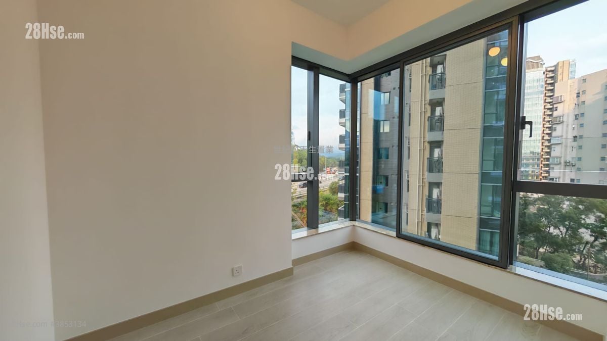 Gold Coast Bay Sell 441 ft²