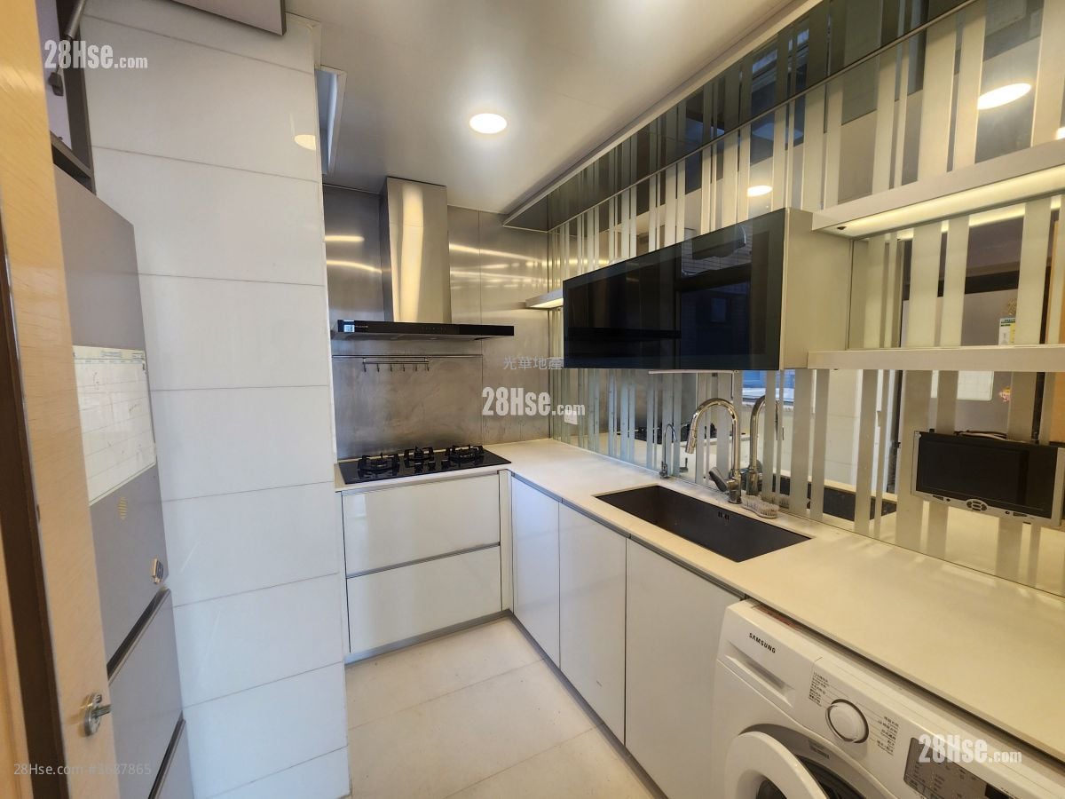La Grove Rental 5+ Bedrooms , 2 Bathrooms 857 ft²