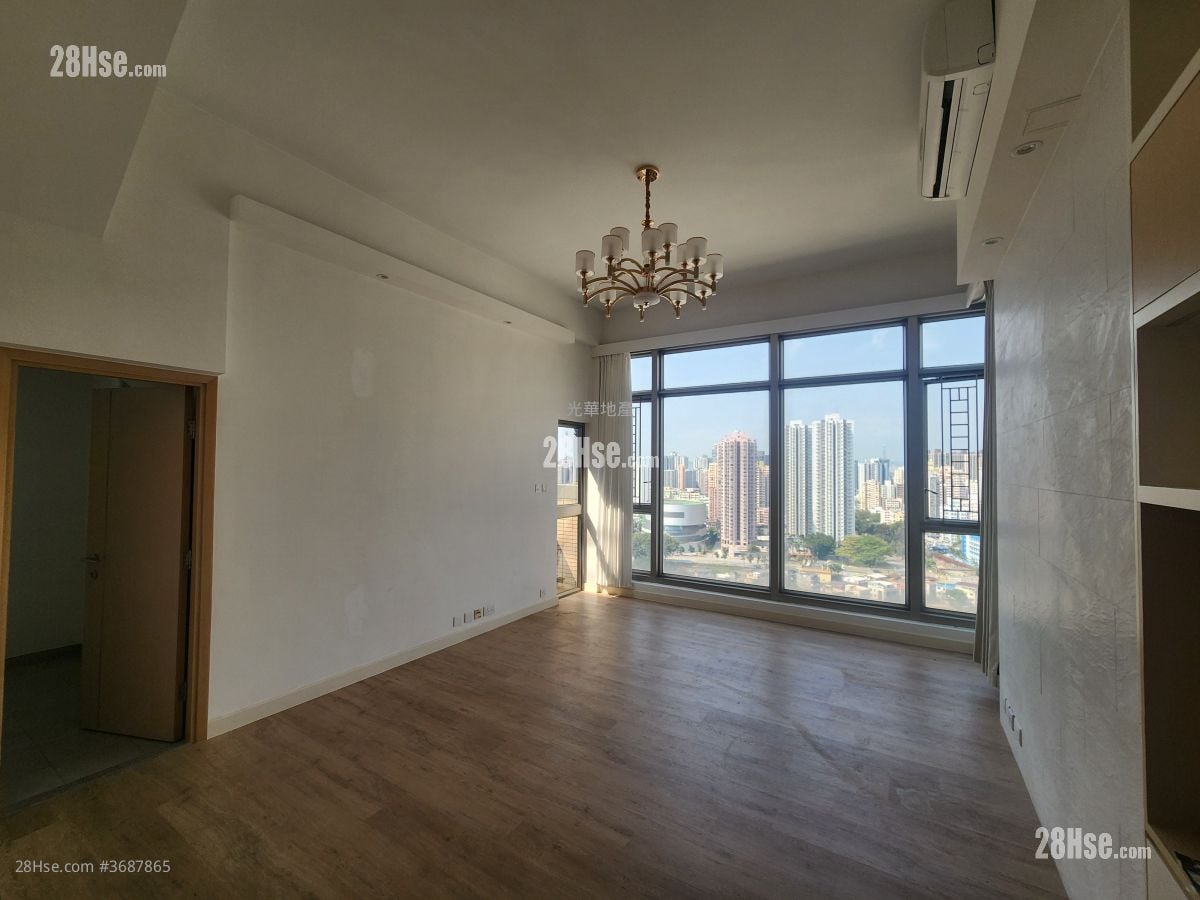 La Grove Rental 5+ Bedrooms , 2 Bathrooms 857 ft²