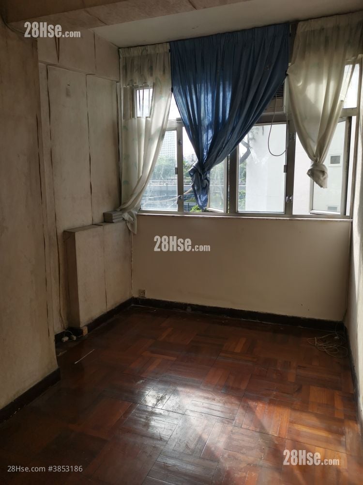 Ming Sun Building Sell 2 Bedrooms , 1 Bathroom 579 ft²