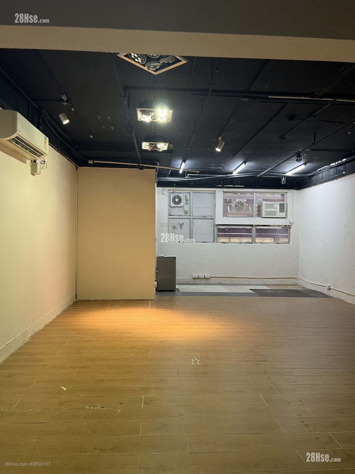 駱駝漆大廈 租盤