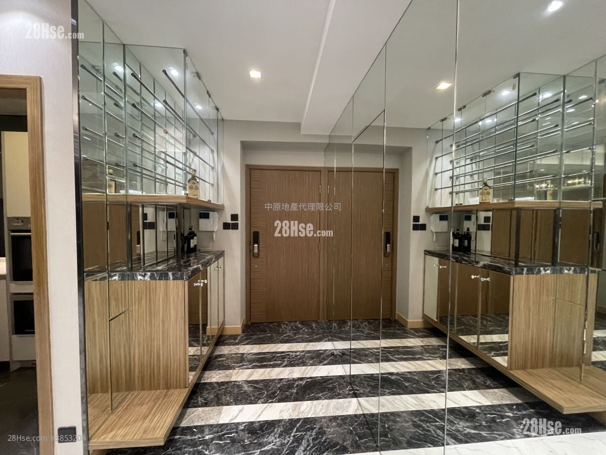 Grand Yoho Sell 3 Bedrooms 798 ft²