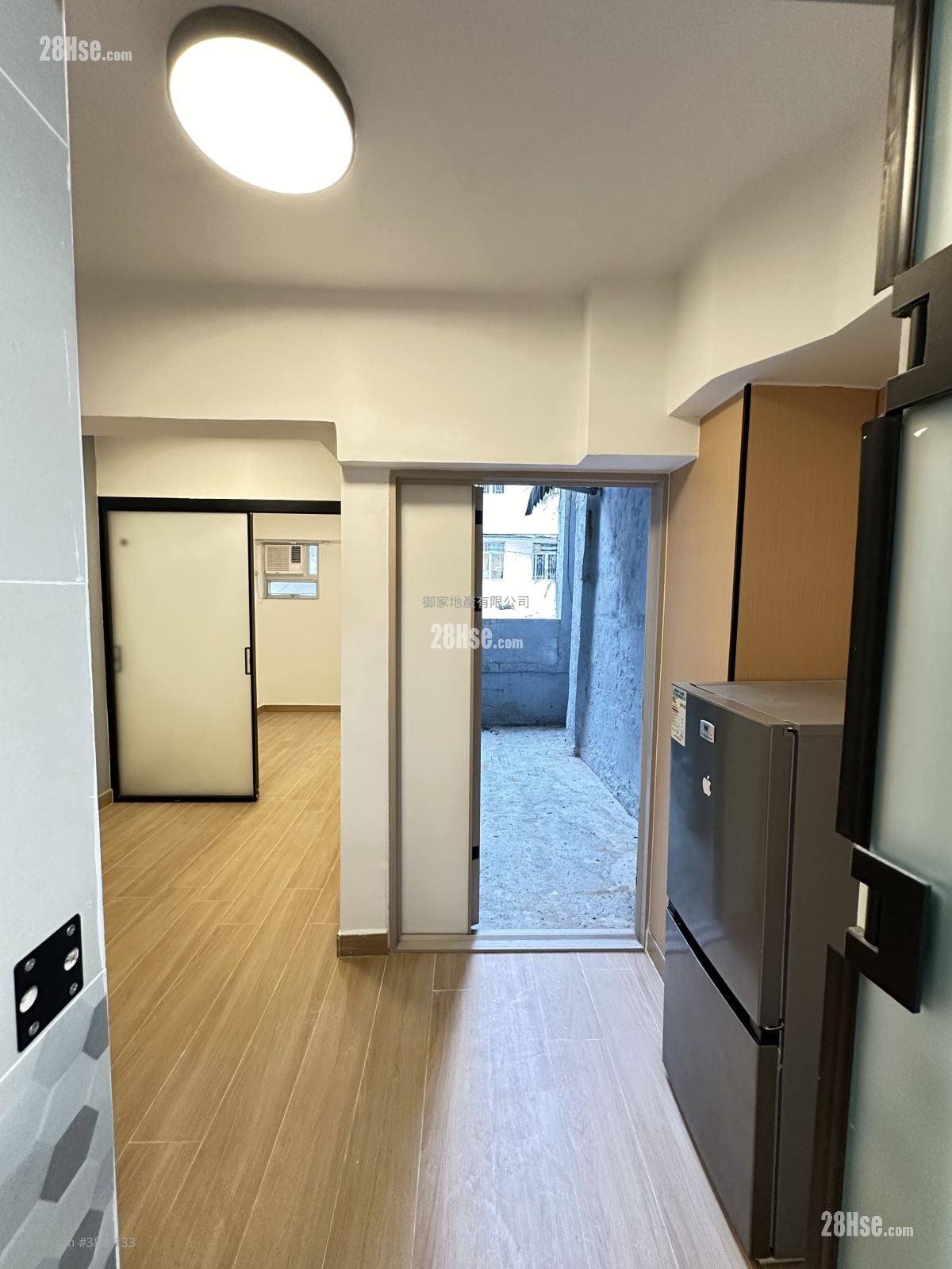328 Lai Chi Kok Road Rental 1 Bedroom , 1 Bathroom 195 ft²