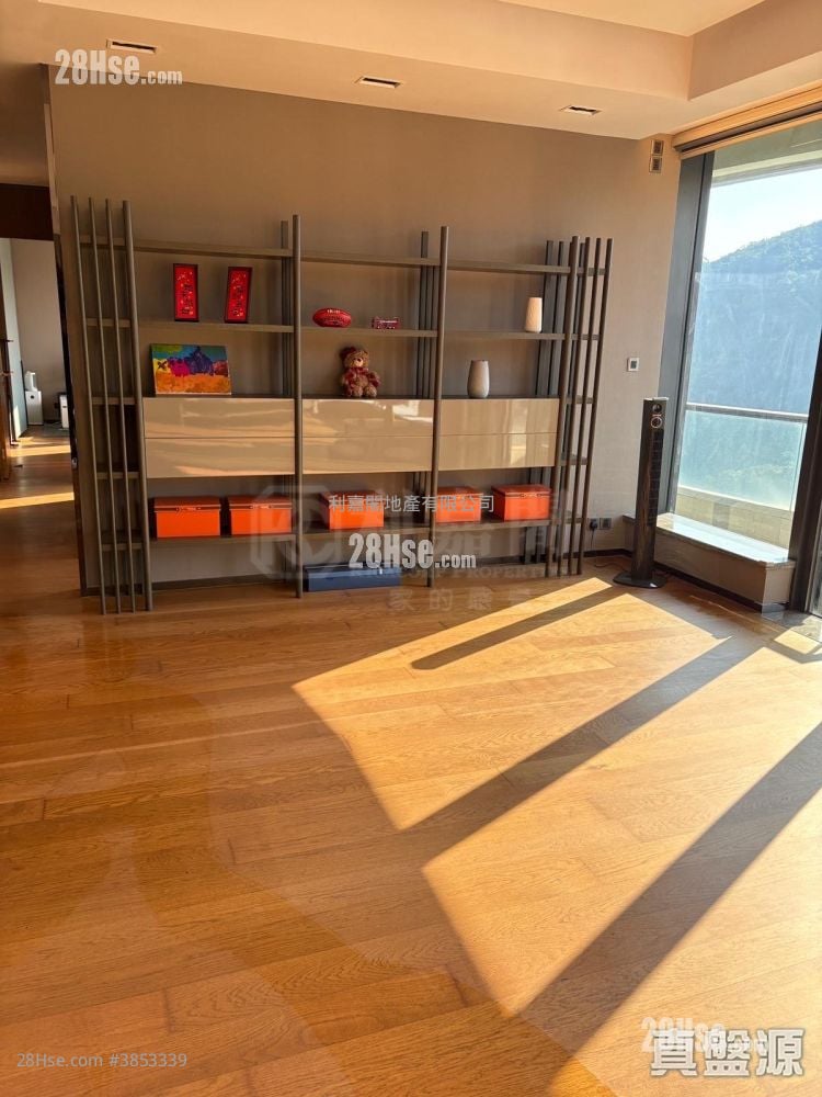 Dragons Range Sell 4 Bedrooms 1,840 ft²