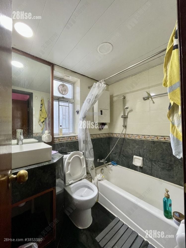 Discovery Park Rental 3 Bedrooms , 2 Bathrooms 659 ft²