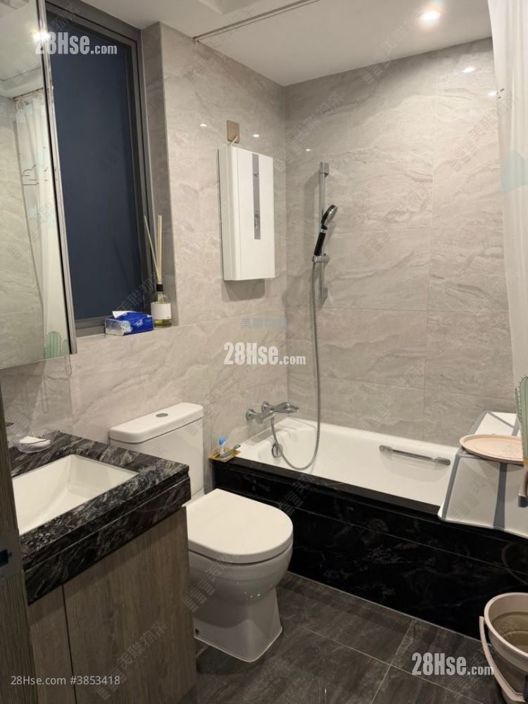 Aurora Rental 2 Bedrooms , 1 Bathroom 442 ft²