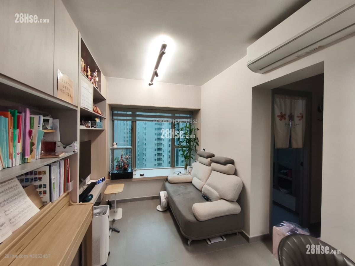 Tseung Kwan O Plaza Sell 2 Bedrooms 434 ft²